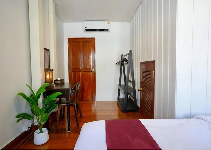 Nivas Wanit 2br 1sfb Yaowarat Mrt Entirehome 80sqm Villa *
