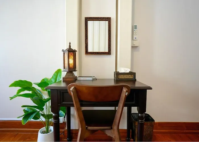 Villa Nivas Wanit 2br 1sfb Yaowarat Mrt Entirehome 80sqm *