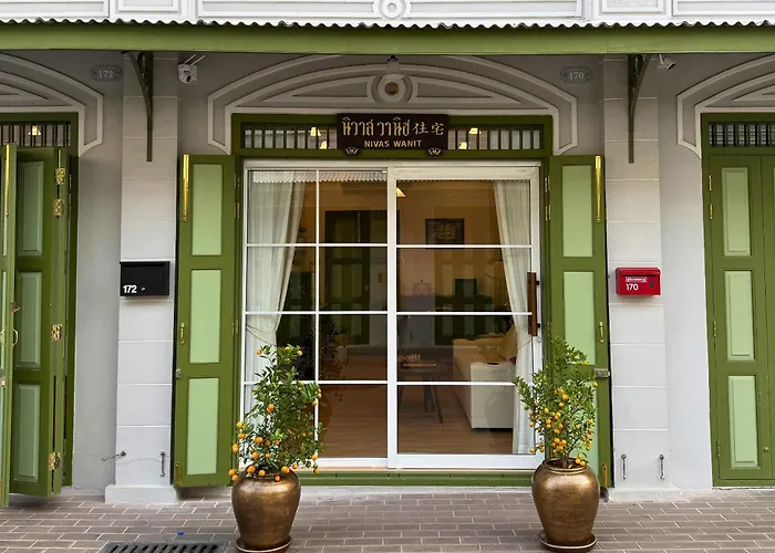 Villa Nivas Wanit 2br 1sfb Yaowarat Mrt Entirehome 80sqm Bangkok